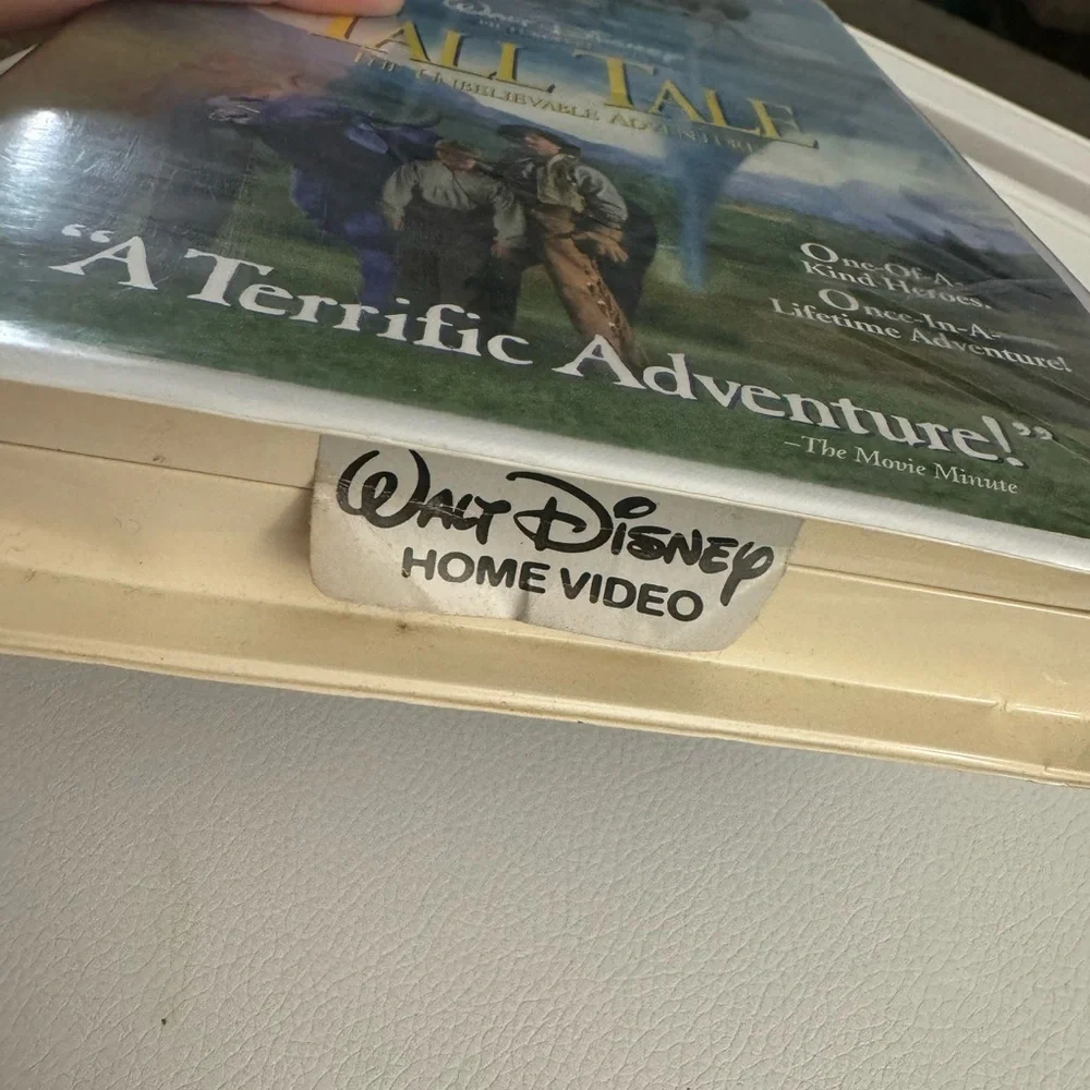 Walt Disney Tall Tale the unbelievable adventure VHS tape